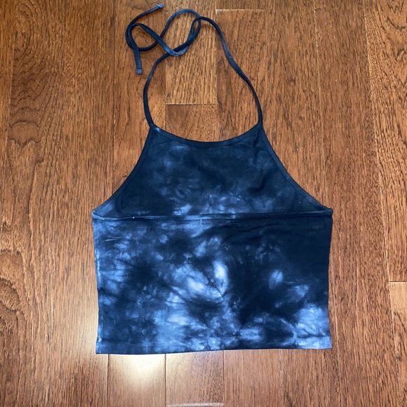 BRANDY MELVILLE HALTER TOP - Picture 2 of 3